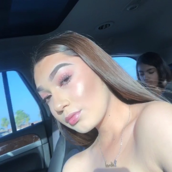 nicolesarabiaa
